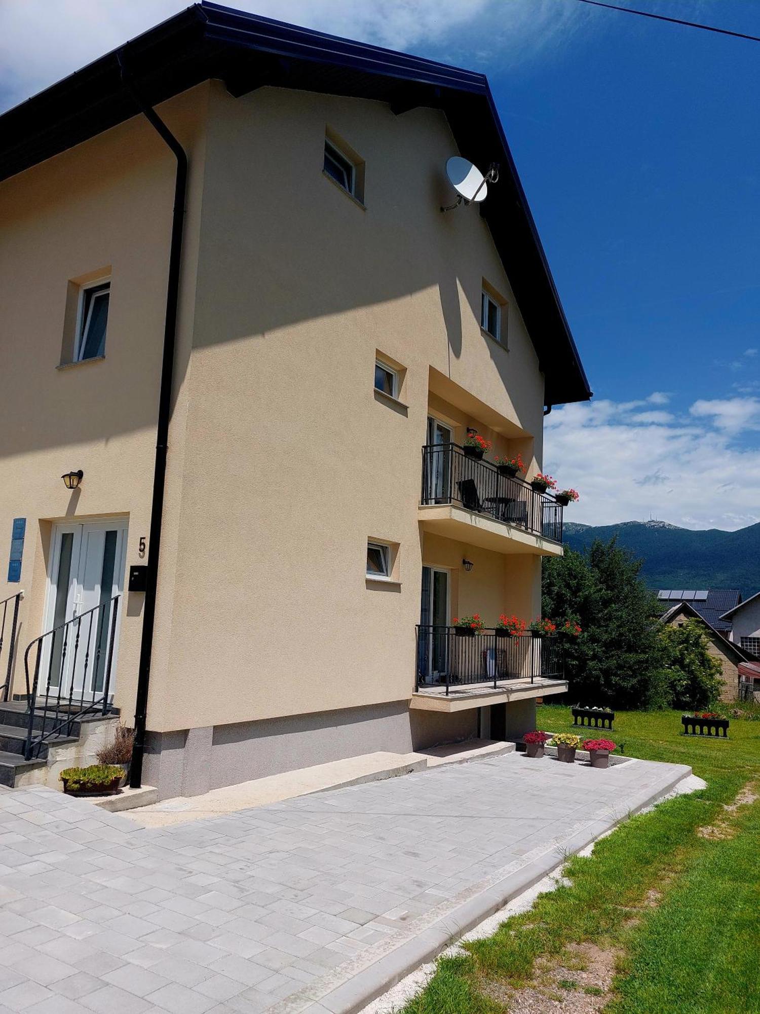 Katarica Hotel Korenica Bagian luar foto